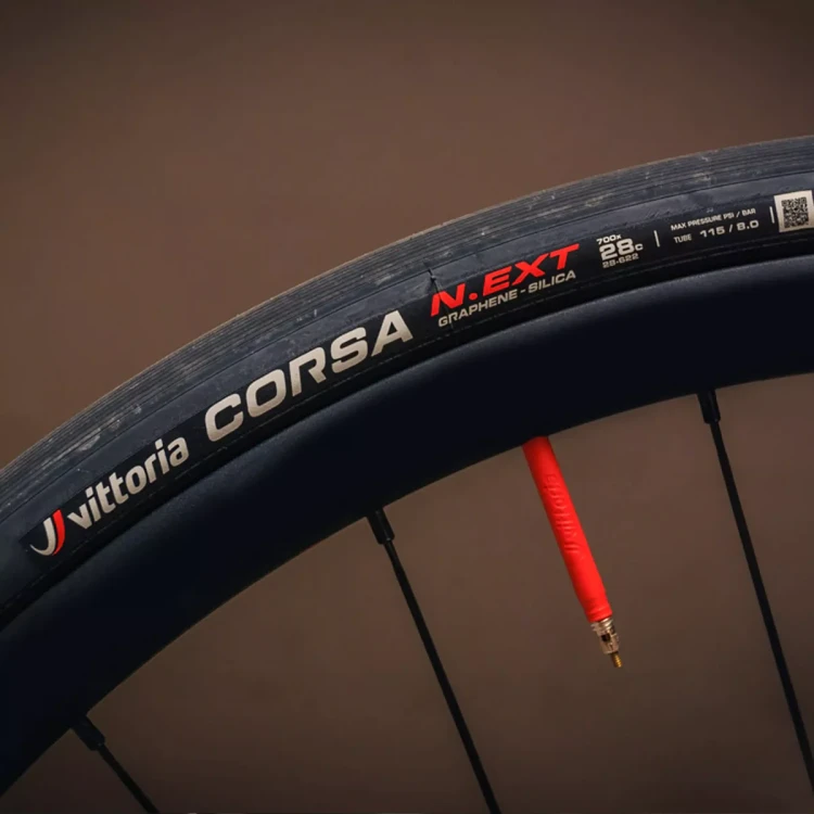corsa-next-road-competition-fold-4.webp