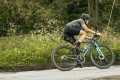 apidura-racing-saddle-pack-3l-on-bike-3-3.jpg