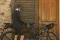 apidura-expedition-top-tube-pack-lifestyle.jpg