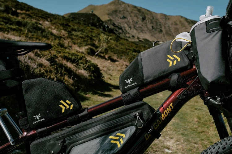 apidura-backcountry-food-pouch-lifestyle.jpg