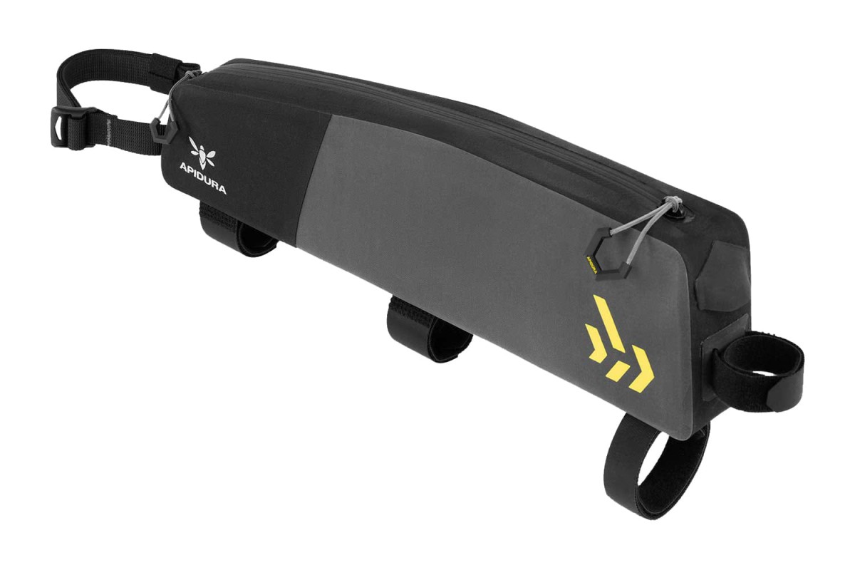apidura-backcountry-long-top-tube-pack-1.jpg