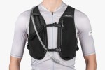 apidura-racing-hydration-vest-l-xl-on-body-1.jpg