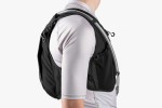 apidura-racing-hydration-vest-l-xl-on-body-3.jpg