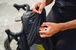 apidura-racing-hydration-vest-lifestyle-3.jpg