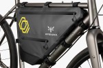 apidura-expedition-full-frame-pack-7.5l-on-bike-2-4.jpg