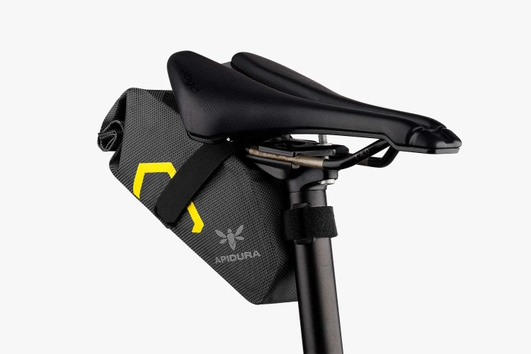 apidura-expedition-tool-pack-1l-on-bike-2.jpg