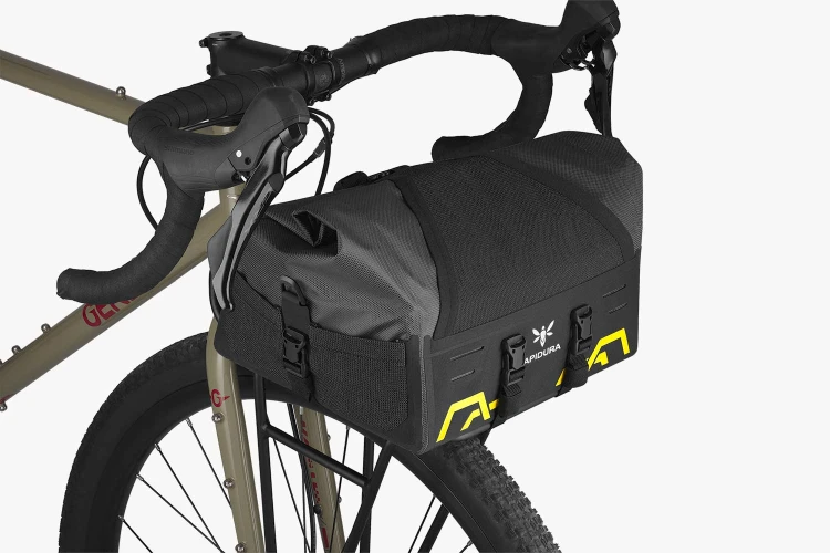 apidura-expedition-front-rack-pack-20l-on-bike-2.jpg