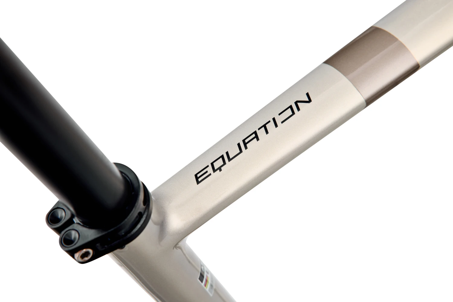 Equation-375B-Closeup-Podium-Champagne-1.jpg