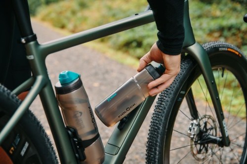 TWIST bottle 600 antibacterial_outdoor_04_800x800.jpg