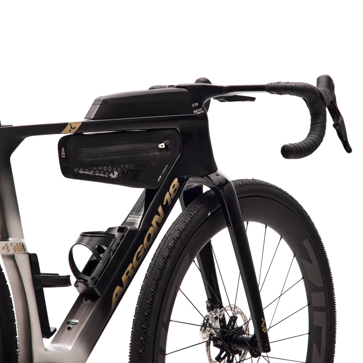 ANT.386 Feature APIDURA web op.png