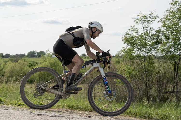 apidura-aero-top-tube-module-lifestyle-1.jpg