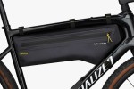 apidura-expedition-frame-pack-5.7l-on-bike-1.jpg