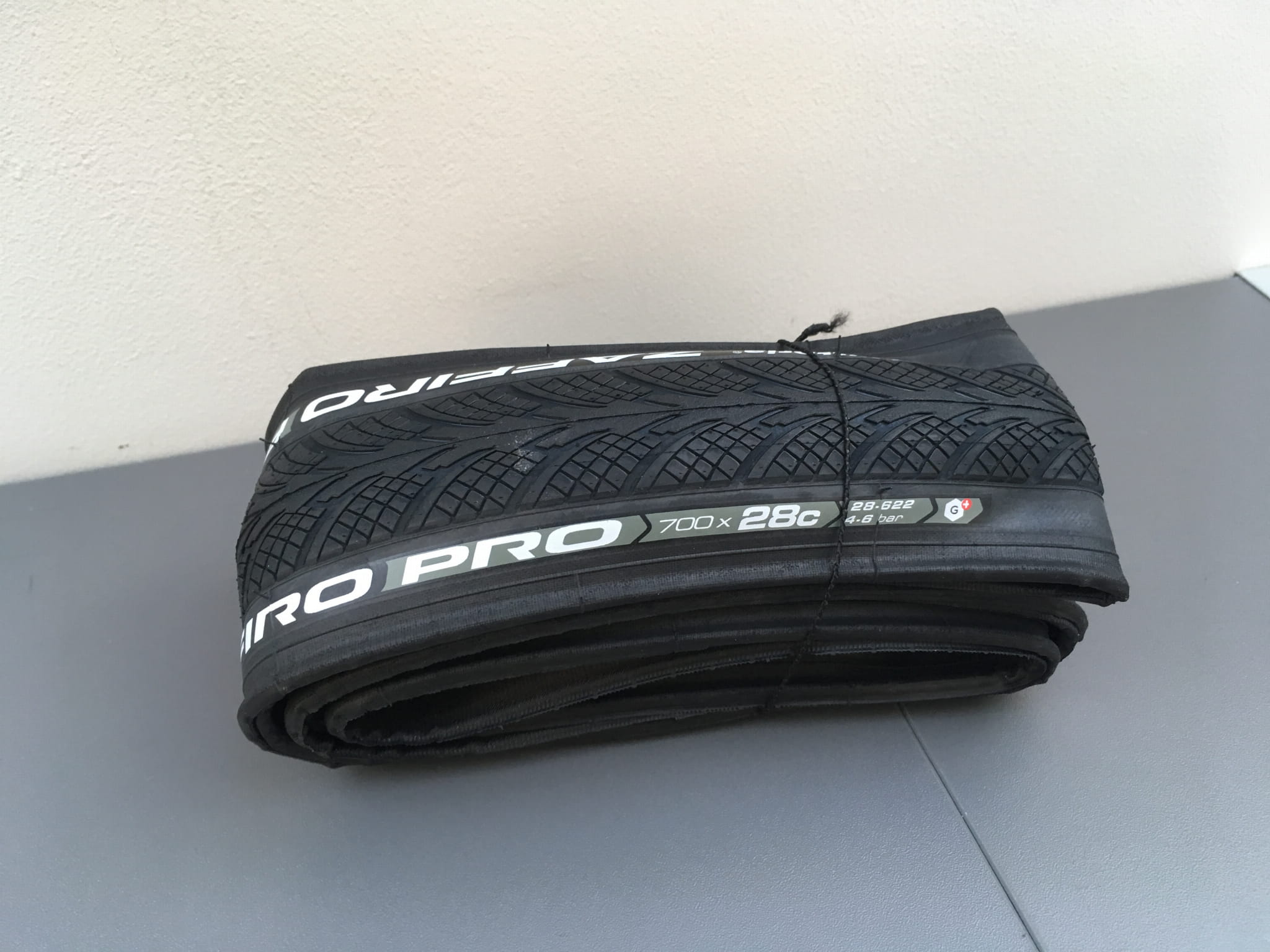 2 Pneus Vélo Route Vittoria Zaffiro IV 700x28c - Noir - Neufs - Lot Promo
