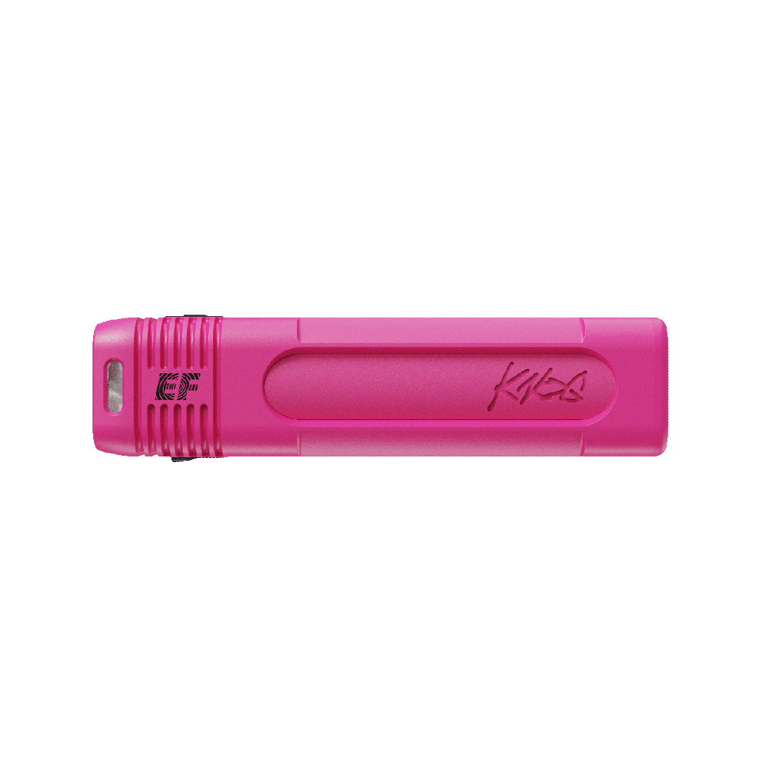 knog_x_EF_blinder_900_13424_render_gif_1080x1080_cc8977f6-2e26-4b23-8f2d-a610cfd7f601_1340x.gif